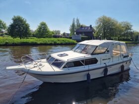 Nidelv 28 met Boeg- en Hekschroef (Noorse spitsgatter) 9002024