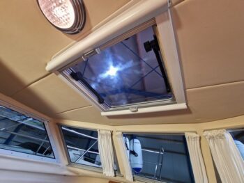 Nor Sea 770 met boeg- en hekschroef 151