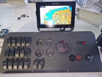 Nor Sea 770 met boeg- en hekschroef 251