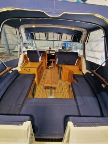 Nor Sea 770 met boeg- en hekschroef 381